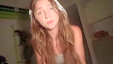 Big cock amateur brunette shows how to fuck her dick