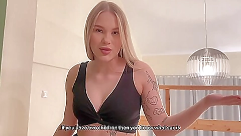 Amateur blonde 18+ fucks her husband in a blowjob clip