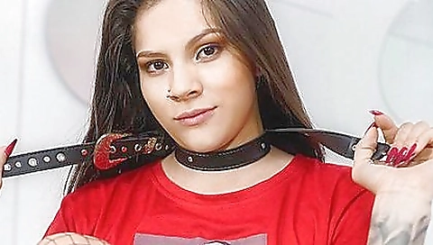 Big booty latina is happy to get my dick inside her