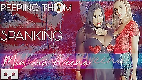 Big ass babes getting fucked in a hot lesbian threesome