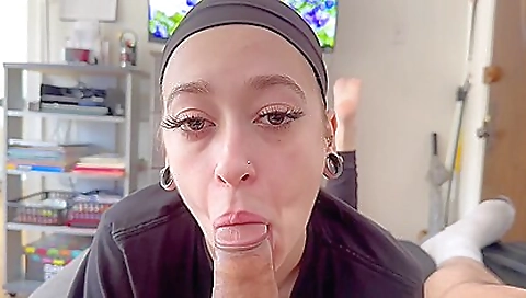 Sexy black hottie gets her pussy fucked in the POV video