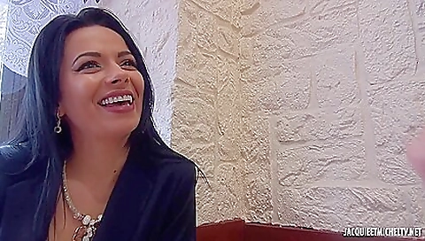 Animal brunette fucked in ass in a kinky sex scene