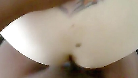 Housekeeper gets fucked while giving a blowjob to her partner