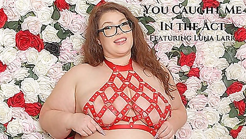 Sexy busty pornstar in vr porn movie with glasses 2