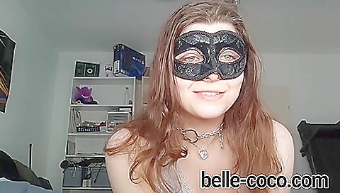 Brunette is giving a squirt to herself in her amateur video