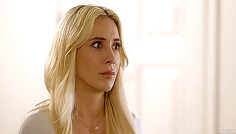 Brunette milf with a big booty and a great tits in a deepthroat video