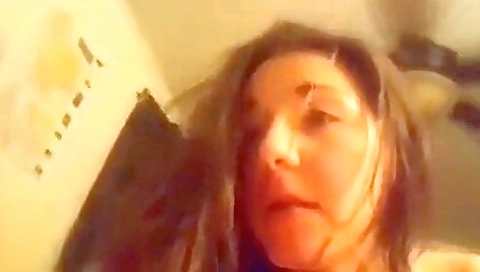 Facial girl with a nice round ass sucks cock and enjoys a facial