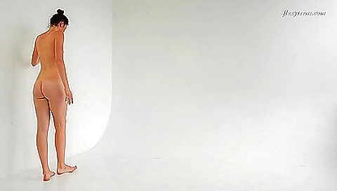 Sexy brunette woman Alla sinichka goes to show you