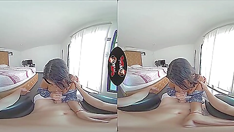 Big booty pornstar in vr porn video with hot tits 02